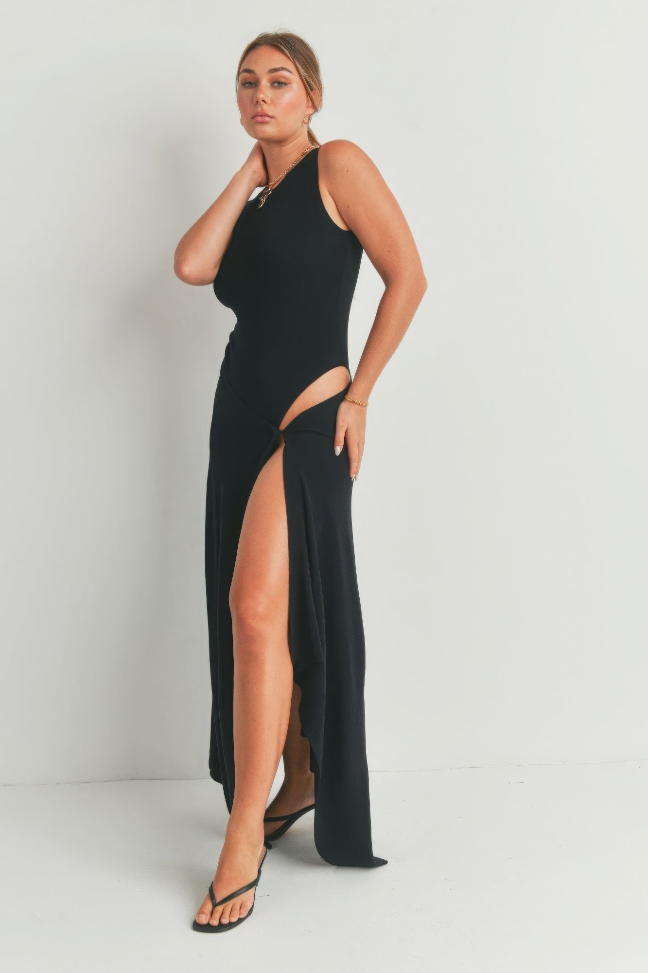 sleeveless maxi w/ slit