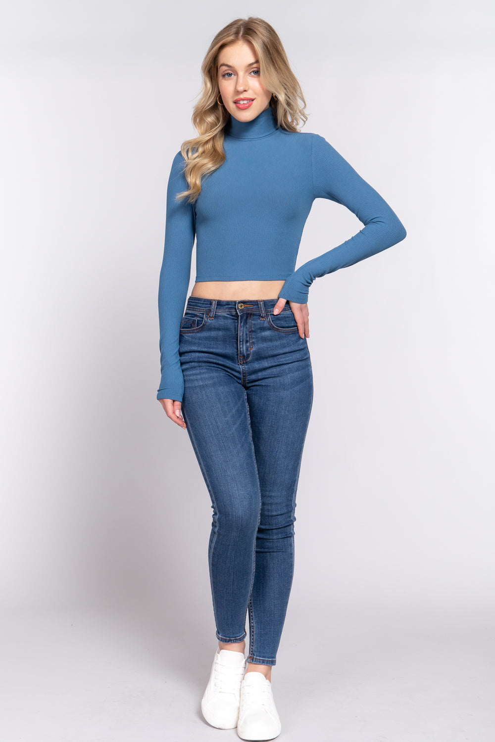 turtle neck crop top