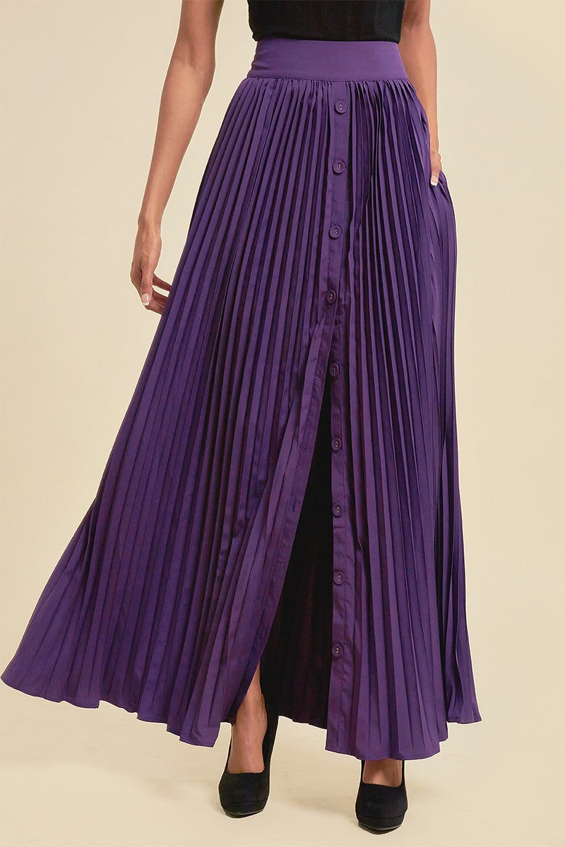 pleated skirt